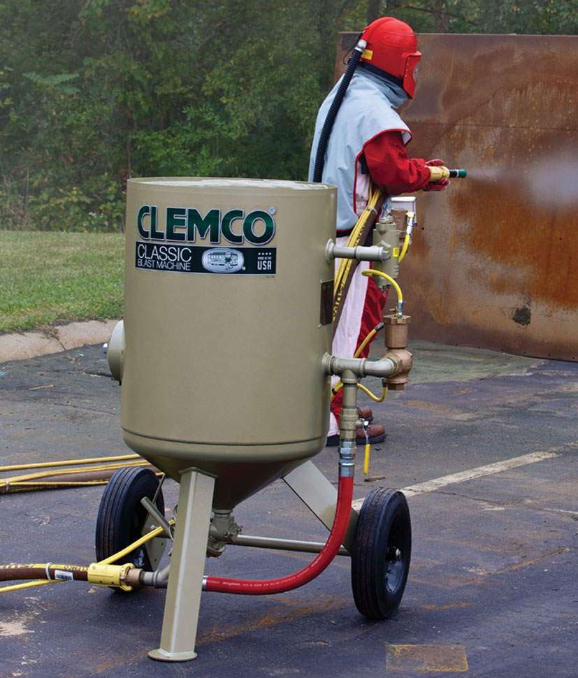A Clemco 6-cuft Classic Abrasive Blasting Machine A Clemco 6-cuft Classic Abrasive Blasting Machine