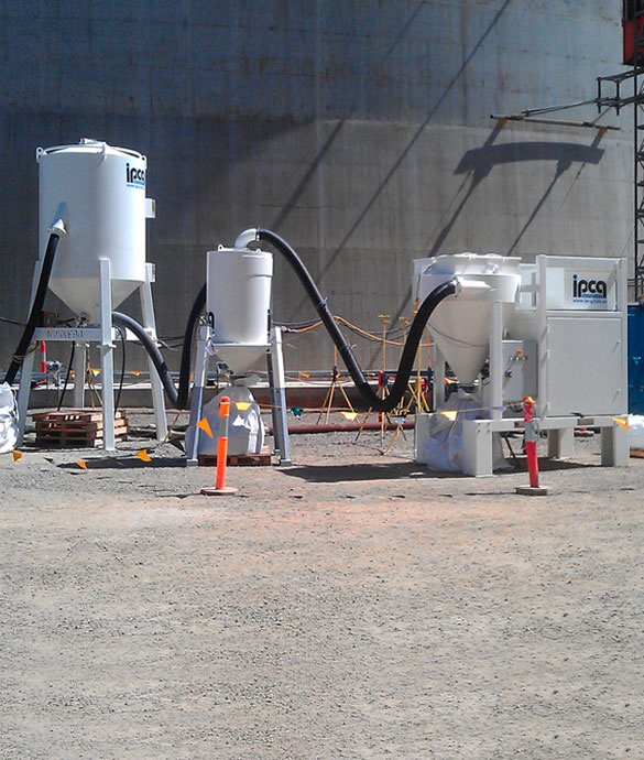 Munkebo System in front of a storage tank